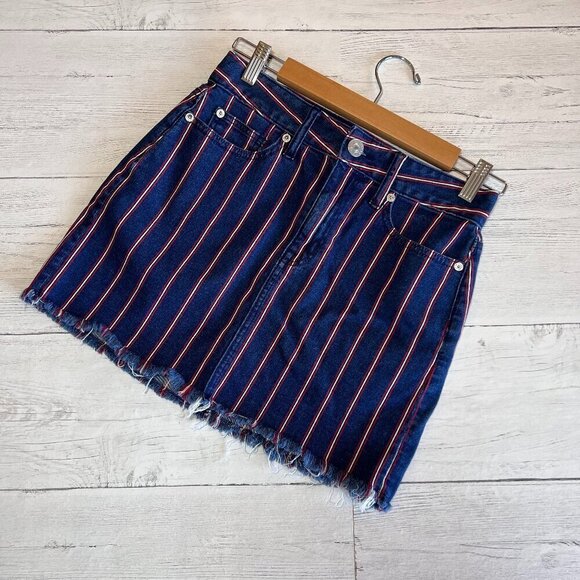 American Eagle Mini Skirt Womens Size 2 Red, White, Blue Stripe Denim July 4th - Picture 1 of 16